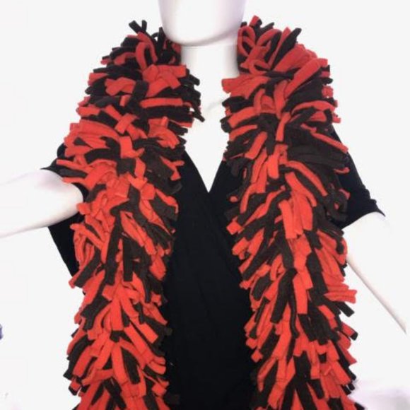 CLE Browns Colors "keep me safe and warm" fleece boa bed for cats and/or… - Picture 1 of 3